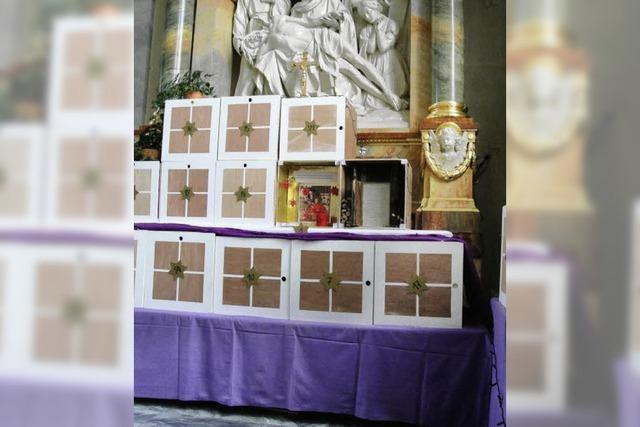 Neuer Adventskalender schmückt Sankt Martin