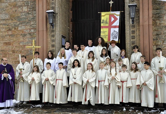 Lebendige Kirche: Neun Jungen und Mdc...n Filialen zhlt nun 55 Ministranten.   | Foto: Stefan Schlachter