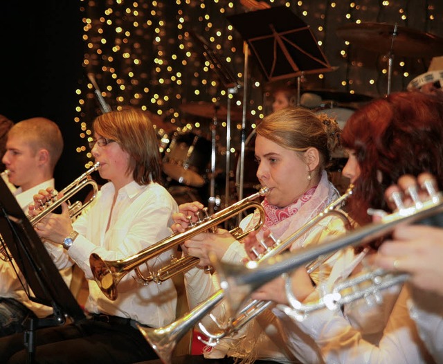 Das Jugendorchester hatte beim Klauskonzert seinen Auftritt.   | Foto: dec