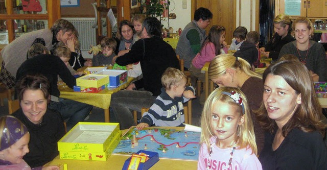 Pdagogisch passende Spiele zum Auslei...Eltern und Kindern in der Arche Noah.   | Foto: hans spengler