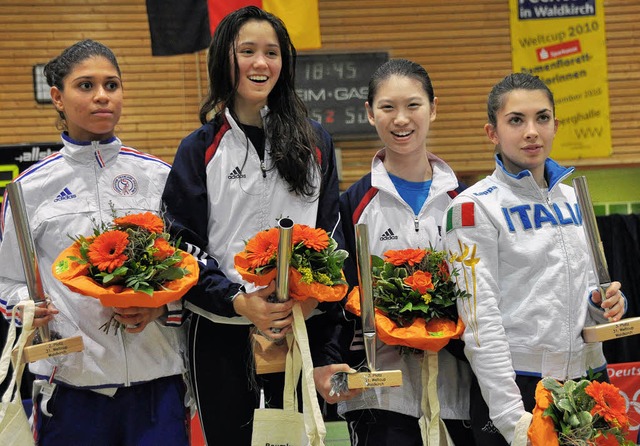 Die besten auf der Planche (von links)...) und Olga Rachele Calissi (Italien).   | Foto: Bleyer