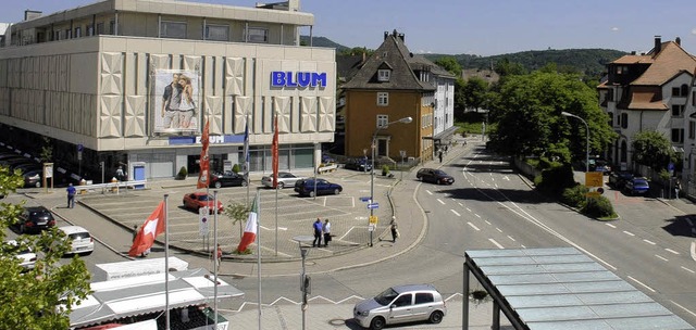 Fr den Parkplatz des Kaufhauses Blum gibt es einen neuen Bebauungsplan.  | Foto: Jannik Schall