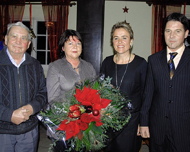 Ehrungen bei der Firma Späth (von link... Surber, Martina und Christoph Späth.   | Foto: Vitt