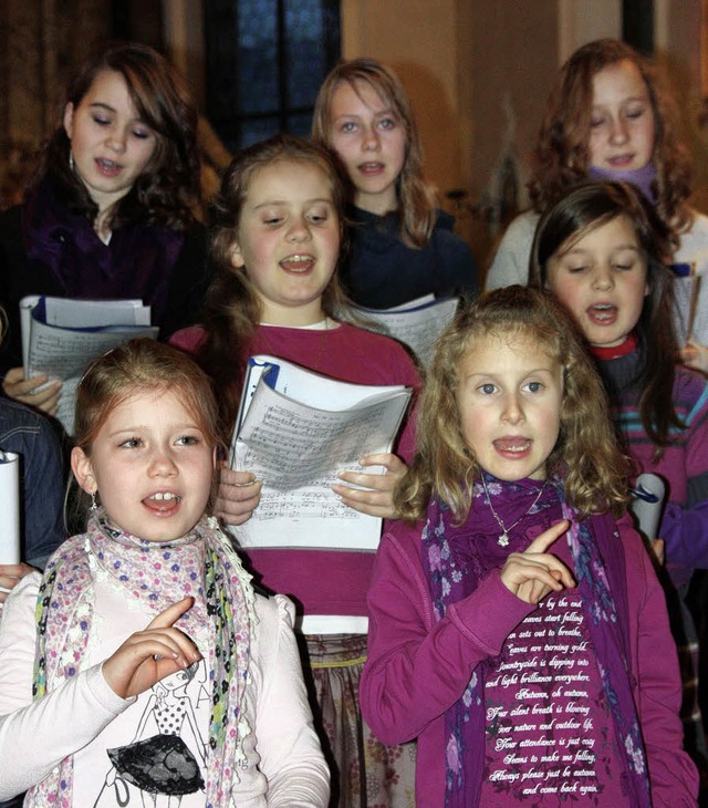 Der Kinderchor St. Ulrich bei seinem Auftritt.  | Foto: Silvia Faller