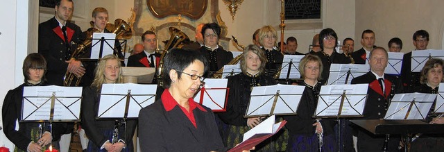 Barocke Musik von Johann Sebastian Bac... beim vorweihnachtlichen Konzert.       | Foto: Manfred G. Haderer