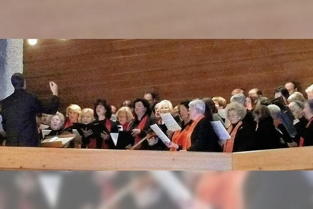 Ein großer Chor zum Kirchenfest