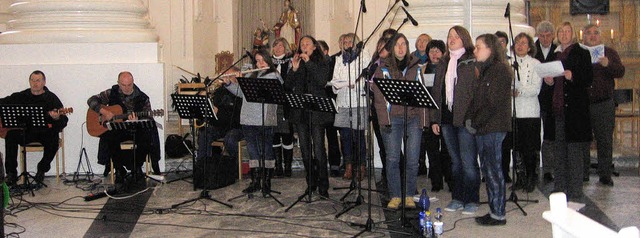 Jubilate Deo und die Musikband Bernau im Dom.   | Foto: Christiane Sahli