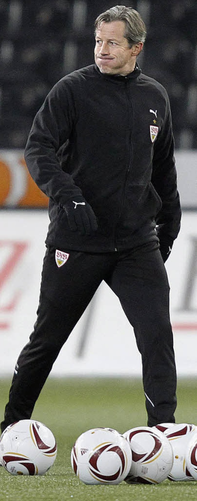 Noch leitet  Jens Keller das Training beim VfB Stuttgart.  | Foto: dpa