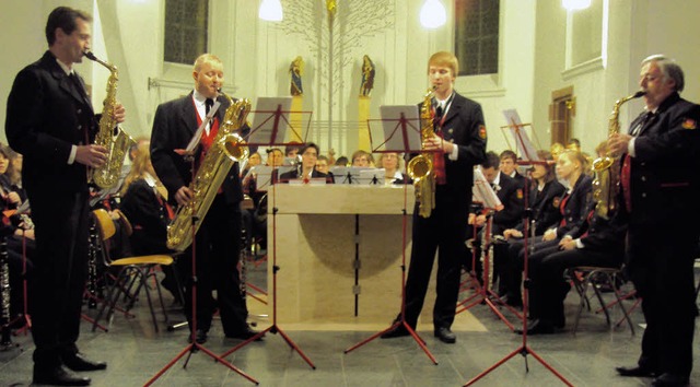 Auch das Saxofonensemble der Winzerkap...n war in der Mauritiuskirche zu hren.  | Foto: astrid lersch