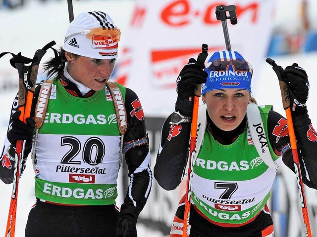 Waren nach dem Einzelrennen nicht zufr...a Henkel (links) und Magdalena Neuner   | Foto: dpa