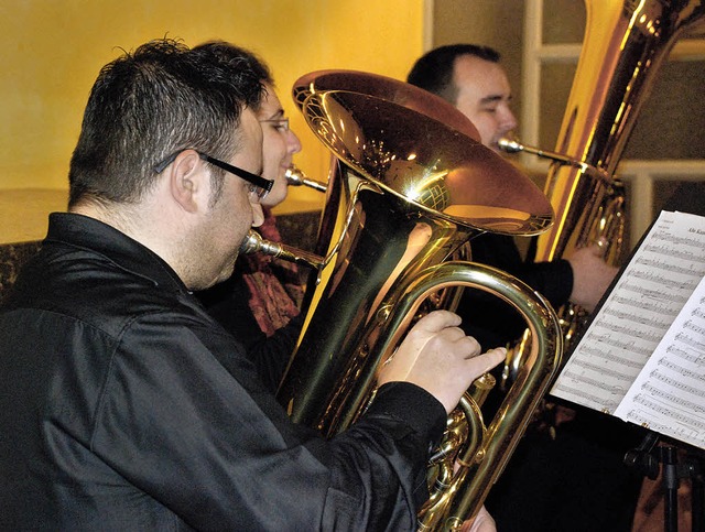 Das Tuba-Quartett fllte am Sonntag in...hrnau fr ungewohnte Klangerlebnisse.   | Foto: tolsdorf