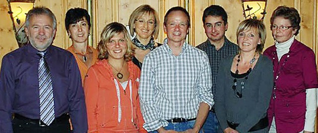 Neu im Vorstand sind  Miriam Puchinger... Henrik Schuler (Dritter von rechts).   | Foto: Privat