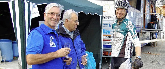 Winfried Rotzinger (links) mit Klaus A...lnehmer nach dem diesjhrigen Rennen    | Foto: Ulrike Jger