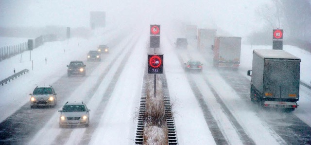 Deutschland im Schnee.  | Foto: dpa