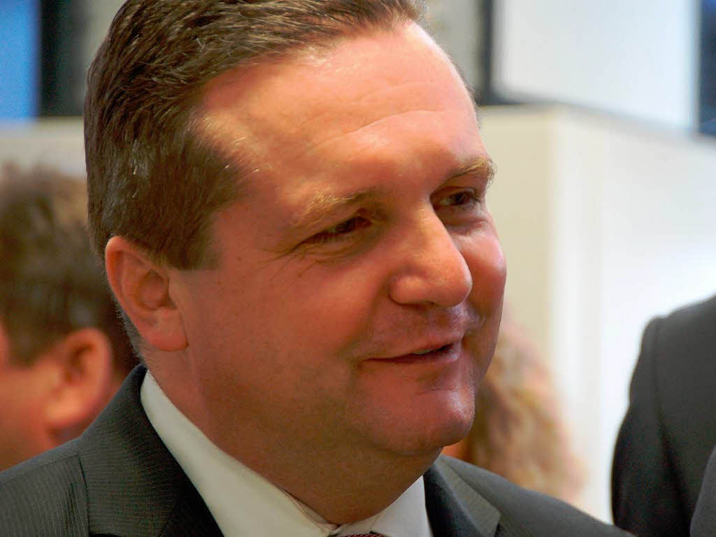 Bundesprsident Christian Wulff und Ministerprsident Stefan Mappus bei der Sick AG in Waldkirch.