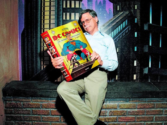 Der Autor und sein Wlzer: DC-Comics-Chronist Paul  | Foto: Promo