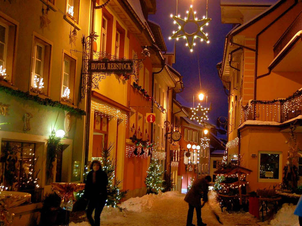 Zauberhaft prsentierte sich Laufenburg zur grenzberschreitenden Altstadtweihnacht.