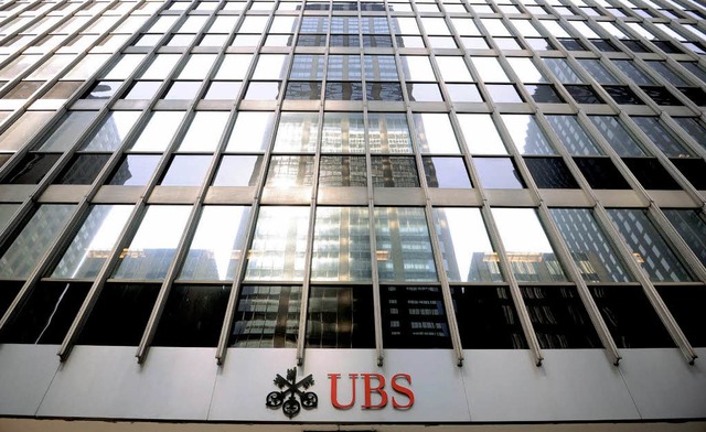 Will wieder ein serises Image: Die Schweizer Grobank UBS.  | Foto: dpa