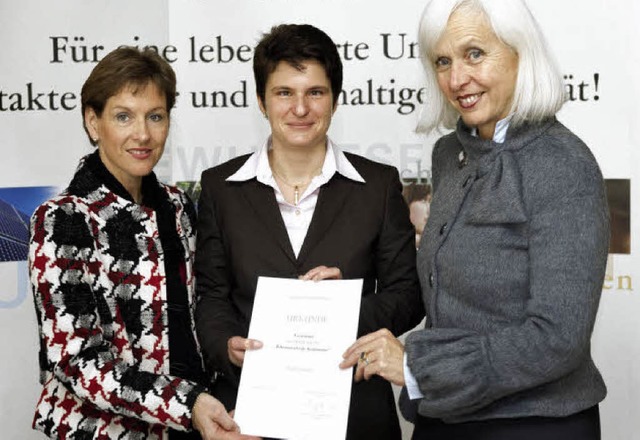 Brgermeisterin Marion Dammann, Umwelt...bei der Preisverleihung in Stuttgart.   | Foto: BZ