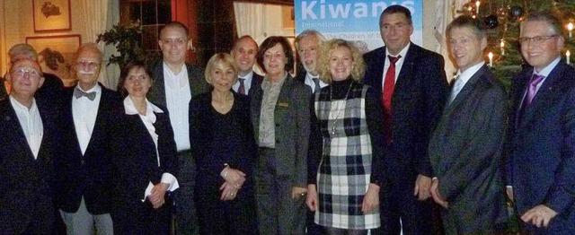 Auch die Prsidenten der Offenburger Service-Clubs gratulierten zum Jubilum.  | Foto: jutta collmann