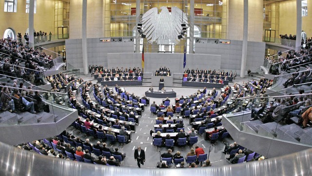 Immer mehr Brger sind der Politik &#8...Bundestag &#8211; gegenber skeptisch.  | Foto: ddp