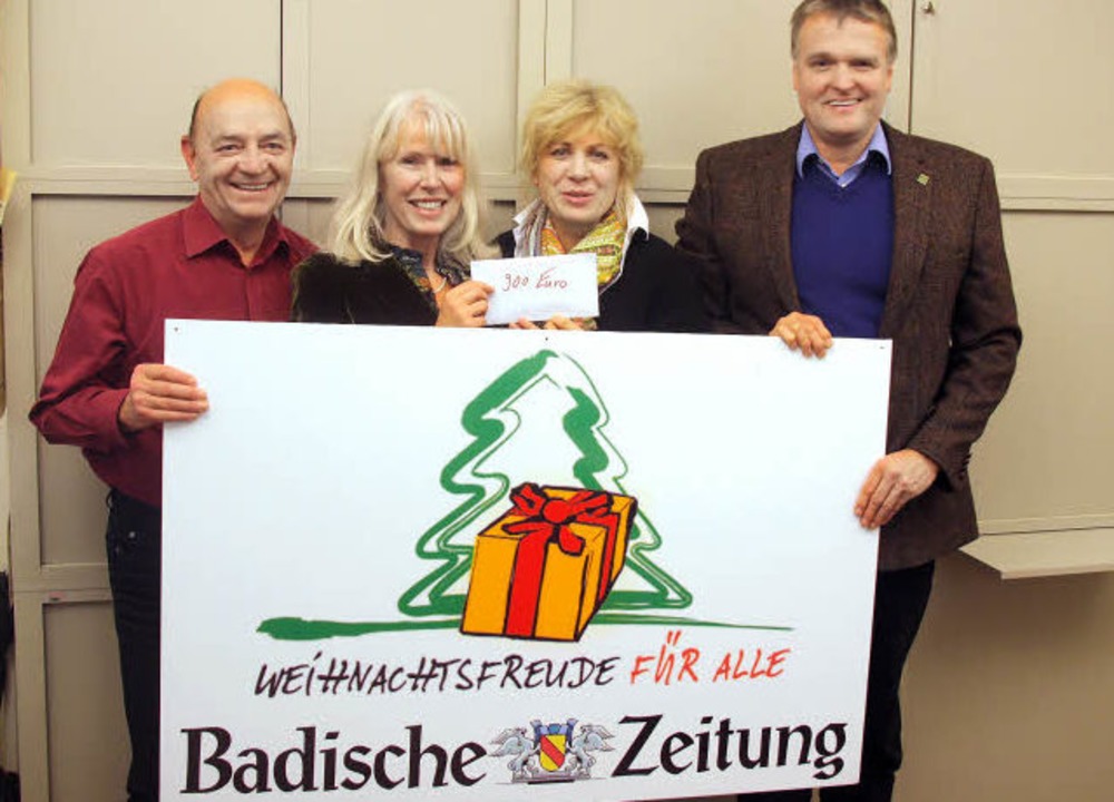 Bürgerforum spendet für BZ-Aktion &quot;Weihnachtsfreude für alle&quot;  | Foto: Huber