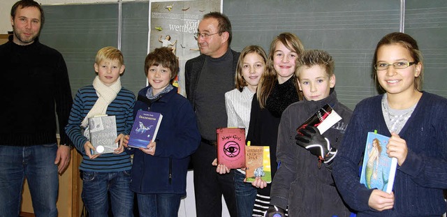 Beim Vorlesewettbewerb am Lise-Meitner... Loos, Kai Reinwald und Katja Schach.   | Foto: Martina Weber-Kroker