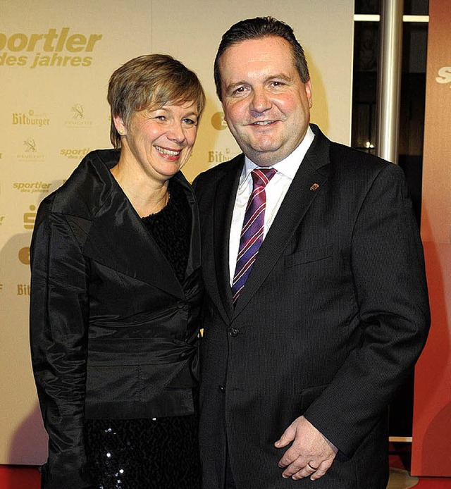 Der Ministerprsident mit seiner Ehefrau Susanne Verweyen-Mappus.   | Foto: dpa