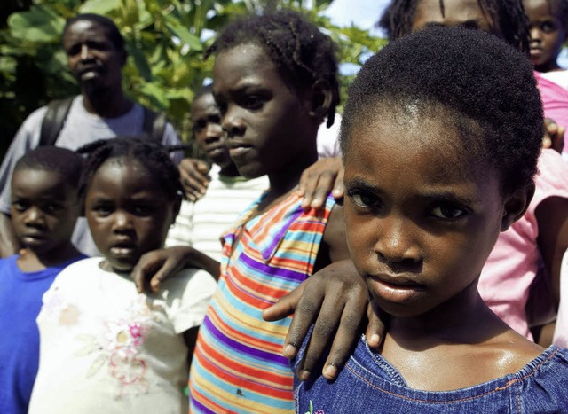 In Haiti sind gerade auch die Kinder auf Hilfe angewiesen.   | Foto: AFP