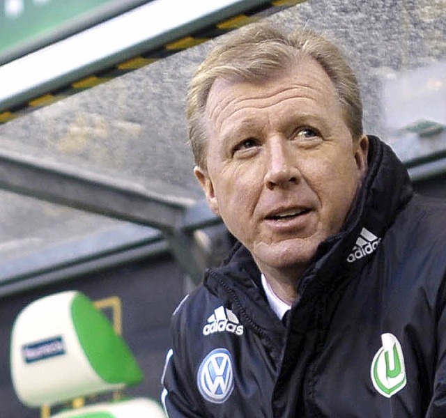 Darf in Wolfsburg weiter machen: Trainer Steve McClaren.    | Foto: dpa