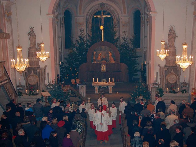 Zum feierlichen Weihnachtsgottesdienst...einheit in die Sthlinger Stadtkirche.  | Foto: Jutta Binner-Schwarz