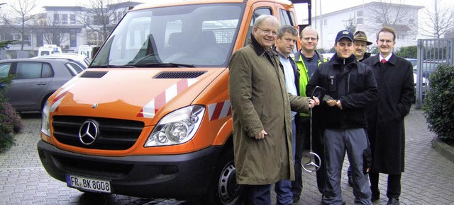 Der neue Mercedes Sprinter kam rechtze...eschenk beim Bad Krozinger Bauhof an.   | Foto: SUSANNE MLLER