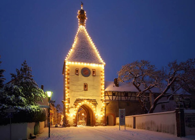 Winterimpressionen - Endinger Stadttor an Weihnachten  | Foto: Hans-Peter Ziesmer