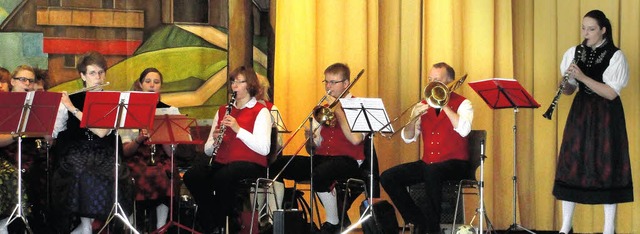 Beim Weihnachtskonzert des Musikverein...rdas&#8220; und erhielt viel Applaus.   | Foto: Tina Httich