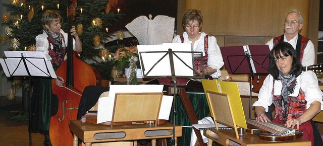 Die Stubenmusik aus Nordrach bei ihrem Auftritt.   | Foto: Dieter Fink