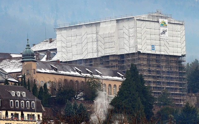 Verhllungsknstler Christo in Baden-B...das Hauptgebude des Neuen Schlosses.   | Foto: DPA