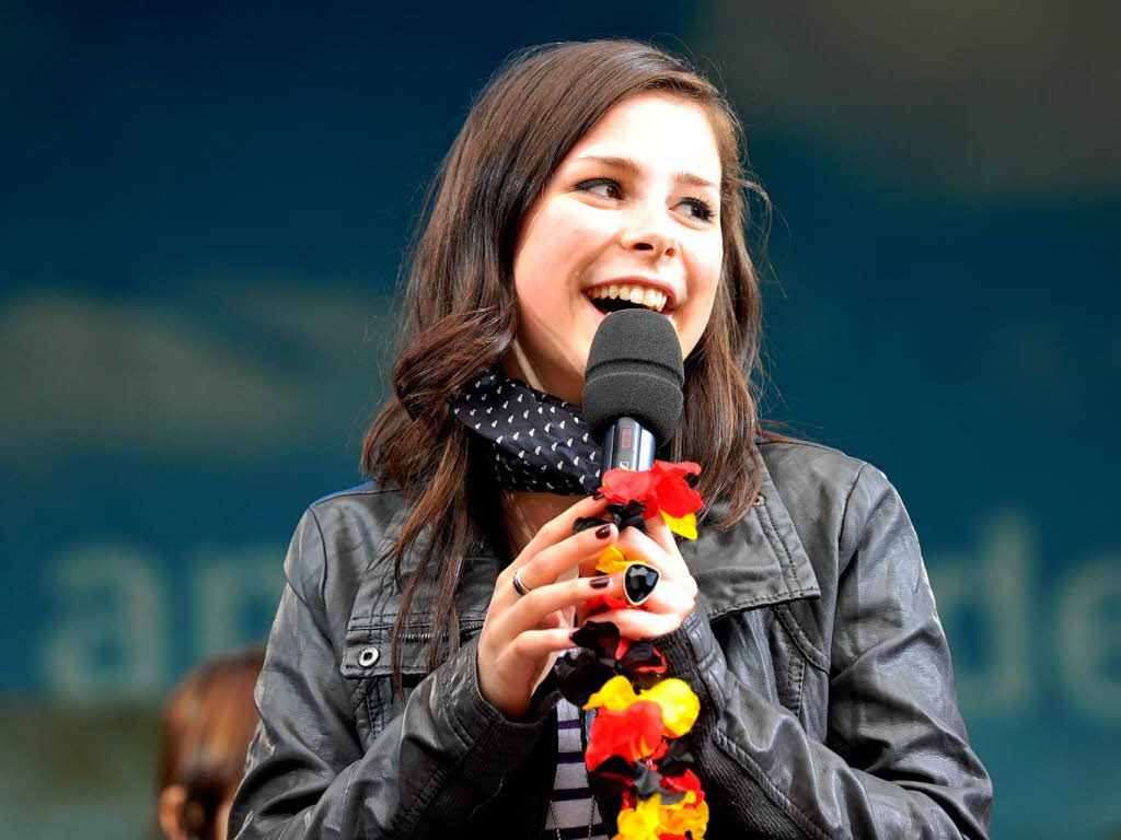 Lena Meyer-Landrut lernt Singen Lena Meyer-Landrut lernt Singen