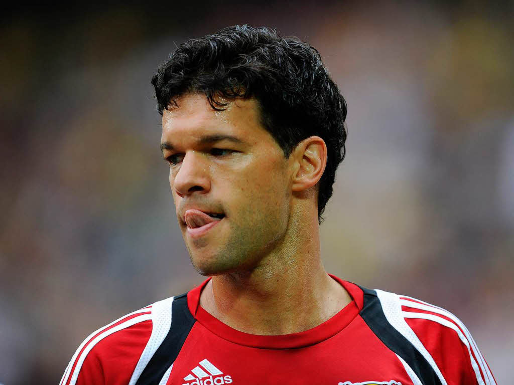 Endlich wieder Kapitän – Michael Ballack kauft Jacht Endlich wieder Kapitän – Michael Ballack kauft Jacht