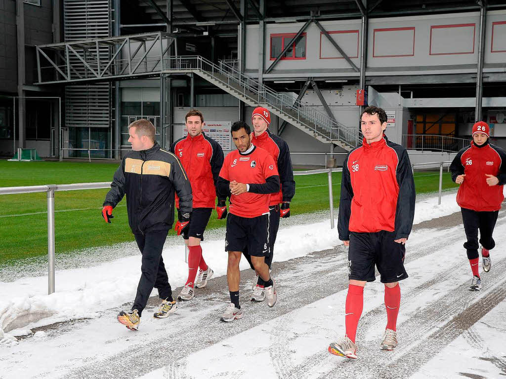 Der SC Freiburg beginnt mit den Vorbereitungen auf die Rückrunde. Der SC Freiburg beginnt mit den Vorbereitungen auf die Rückrunde.