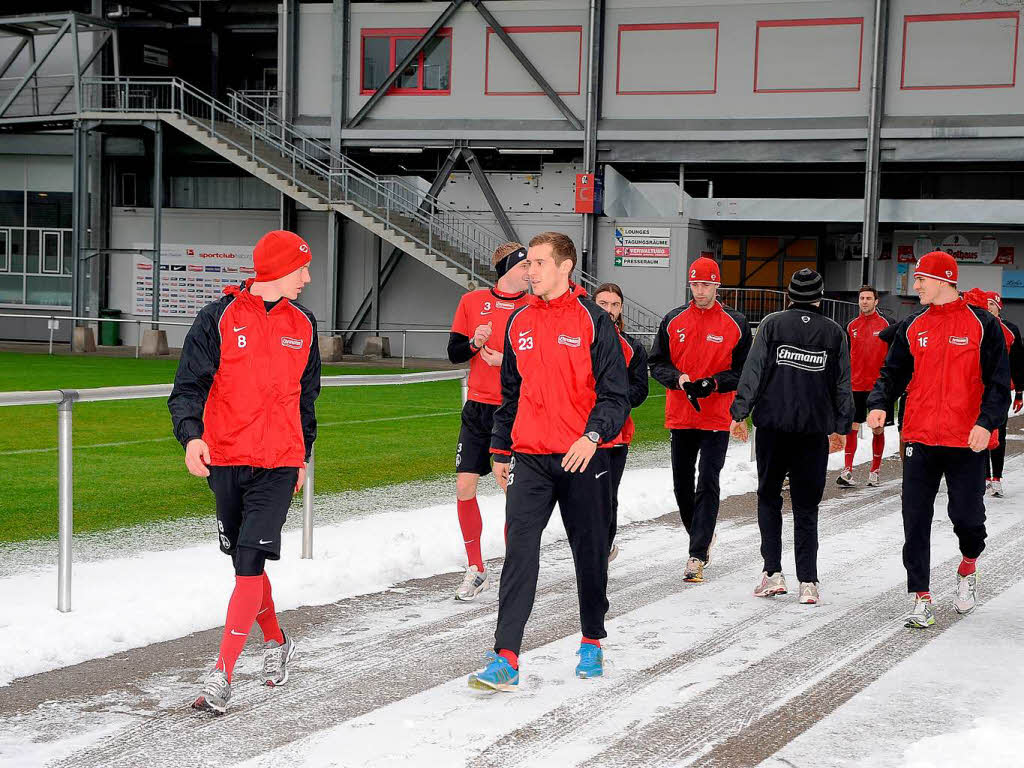 Der SC Freiburg beginnt mit den Vorbereitungen auf die Rückrunde. Der SC Freiburg beginnt mit den Vorbereitungen auf die Rückrunde.