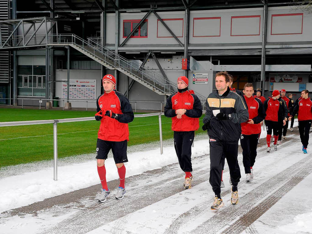 Der SC Freiburg beginnt mit den Vorbereitungen auf die Rückrunde. Der SC Freiburg beginnt mit den Vorbereitungen auf die Rückrunde.