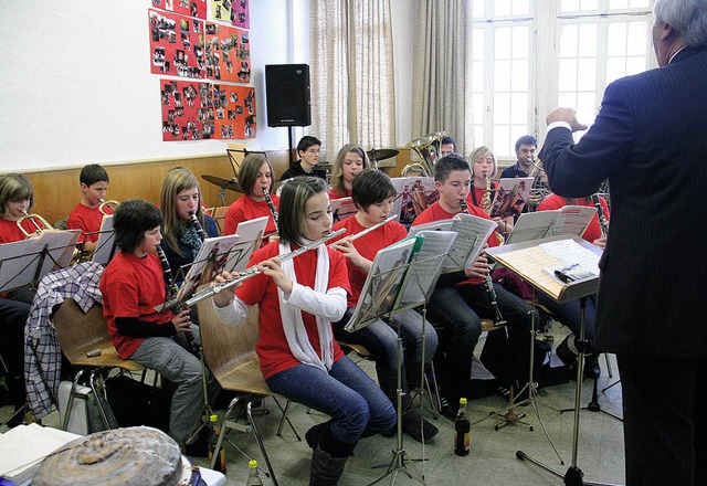 Die jungen Musiker musizierten fr Eltern und Freunde.   | Foto: K.-H. rmmele