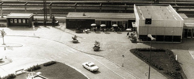Der neu gebaute Lahrer Bahnhof mit Umgebung im Jahr 1966.   | Foto: bz-archiv
