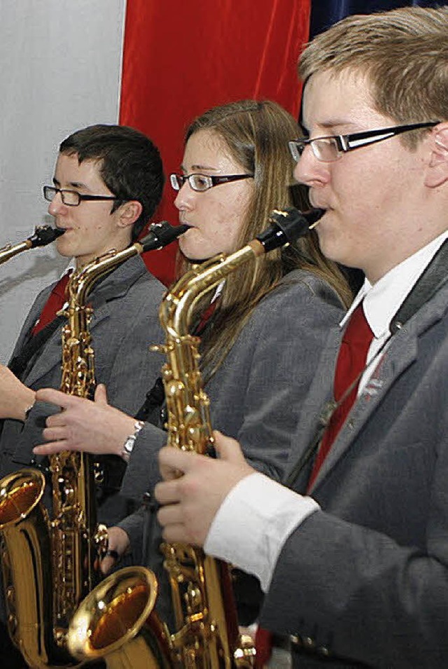 Saxofonisten sorgten fr die musikalische Umrahmung.   | Foto: fssel