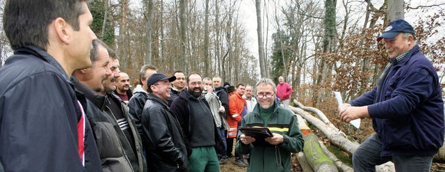 Hatten gut lachen: Die Kufer und das ...erfrster Reiner Dickele (von rechts).  | Foto: Reinhard Cremer