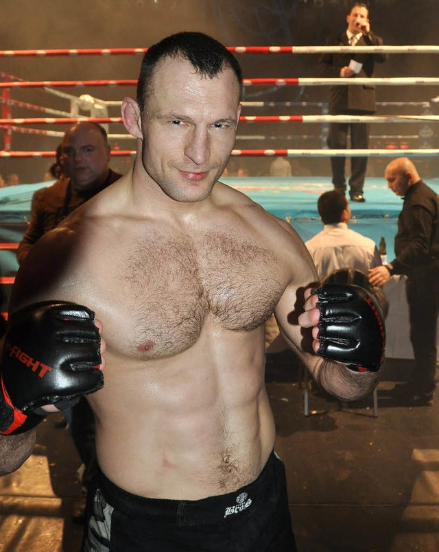 Der Freiburger Gregor Herb nach seinem...uf der dritten Freiburger Fight Night.  | Foto: Eisele