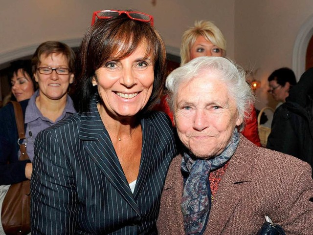 Marianne Mack (links) mit Marlene Fran...h keinen der 35 Vortrge verpasst hat.  | Foto: Privat