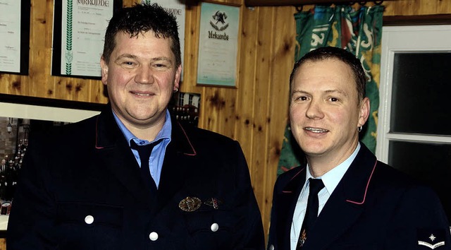 Sven Elser (rechts) ehrte bei der  F...und  Langenau ehrenamtlich aktiv ist.   | Foto: Hans-Jrgen Hege