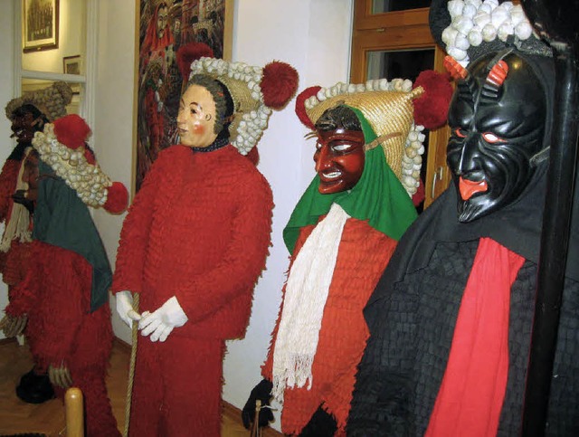 Der 1911 neu eingefhrte Teufelsschutt...d der Entwicklung der Elzacher Fasnet.  | Foto: Thomas Steimer