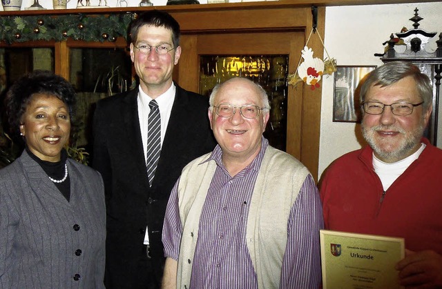 Ehrungen beim MGV Grafenhausen: (von l... Jahre) und Hermann Kopf ( 30 Jahre).   | Foto: Rudi Rest